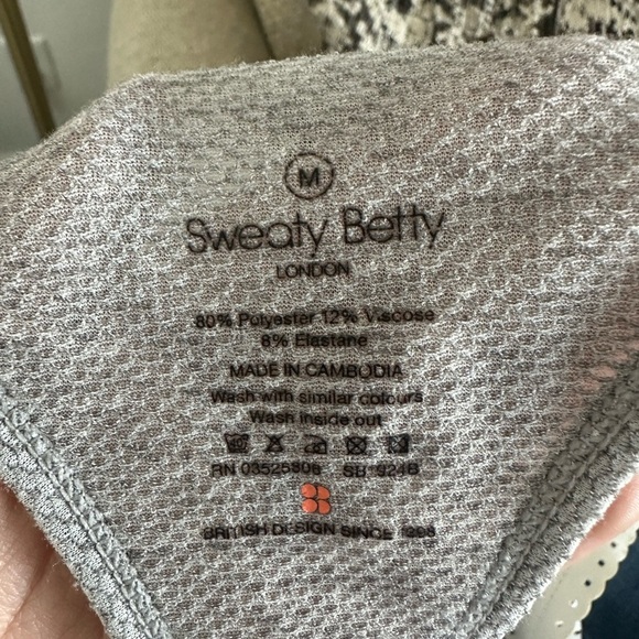 Sweaty Betty Racerback 2 Layer Tank Top - M (2 separate tops) - Picture 5 of 9